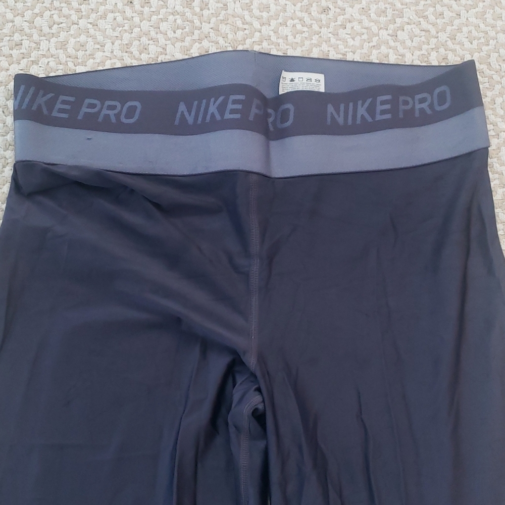 Nike women's cropped 7/8 training tights